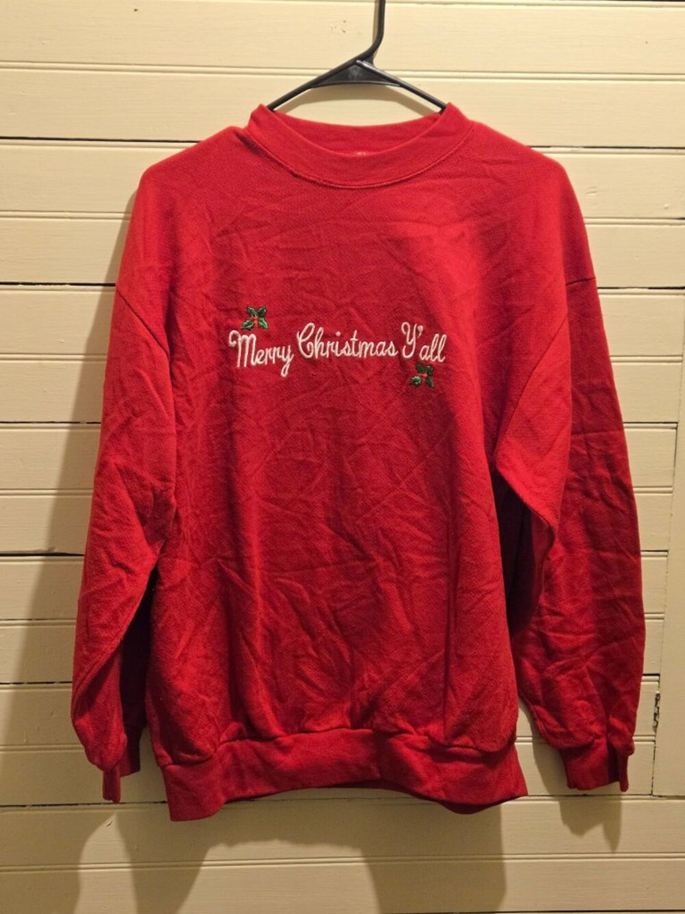 Crowders Creek Sweatshirt Womens L Red Merry Christmas Yall Embroidered Holly